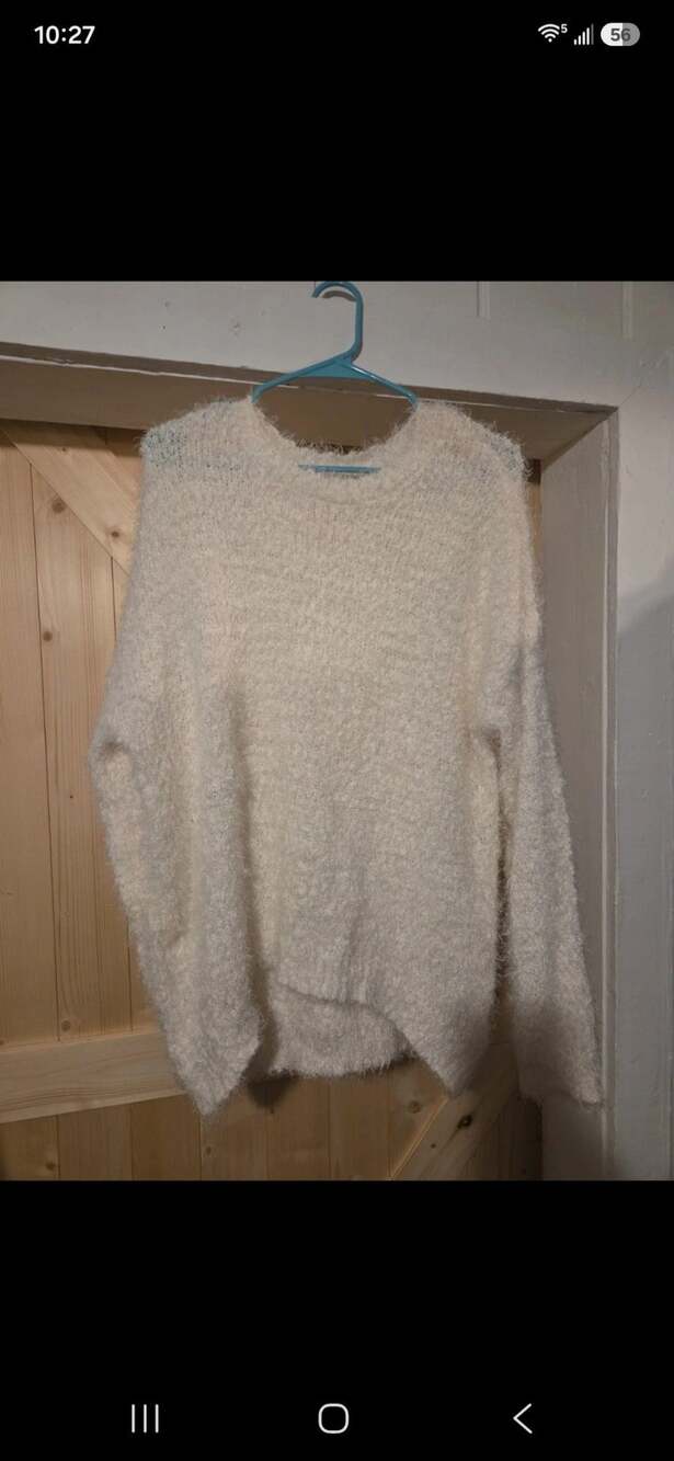 So Shaggy Cozy Knit Lamé Sweater Size XL White